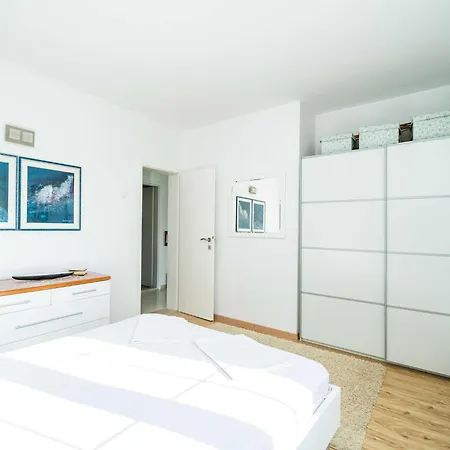 Vista Old Town - Four Bedroom House With Terrace And Sea View * Цавтат