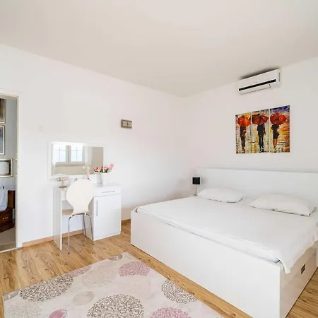 Vista Old Town - Four Bedroom House With Terrace And Sea View Дом отдыха Цавтат