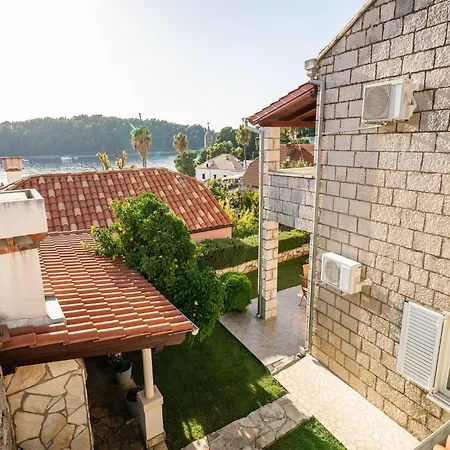Vista Old Town - Four Bedroom House With Terrace And Sea View Цавтат