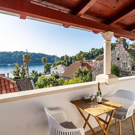 Hébergement de vacances Vista Old Town - Four Bedroom House With Terrace And Sea View *
