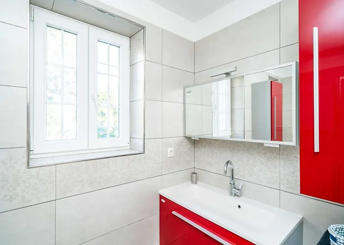 Semesterbostad Vista Old Town - Four Bedroom House With Terrace And Sea View Cavtat