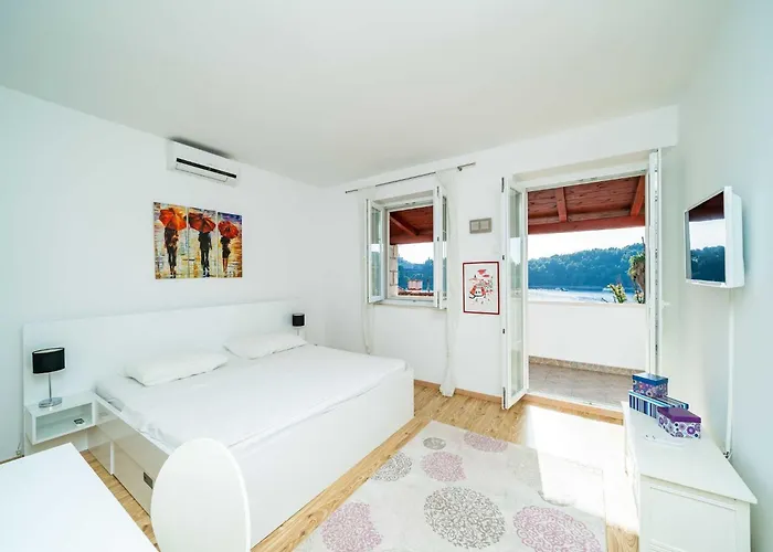 Vista Old Town - Four Bedroom House With Terrace And Sea View Semesterbostad *