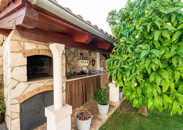 Semesterbostad Vista Old Town - Four Bedroom House With Terrace And Sea View