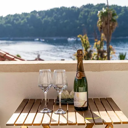 Vista Old Town - Four Bedroom House With Terrace And Sea View 別荘 *