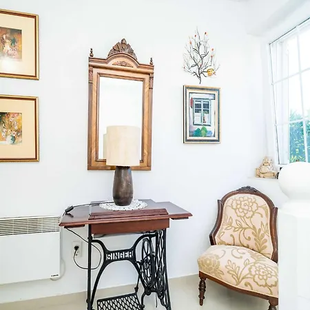 Vista Old Town - Four Bedroom House With Terrace And Sea View ツァヴタット