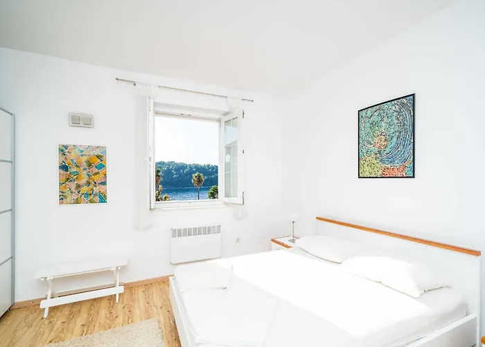 Vista Old Town - Four Bedroom House With Terrace And Sea View