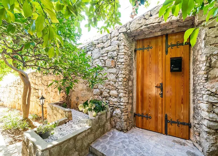 Vista Old Town - Four Bedroom House With Terrace And Sea View Nyaraló