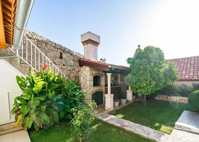 Vista Old Town - Four Bedroom House With Terrace And Sea View *