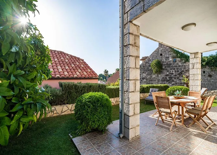 Vista Old Town - Four Bedroom House With Terrace And Sea View * Cavtat